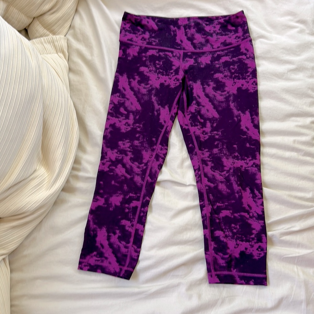 Lululemon - Picture 2 of 4
